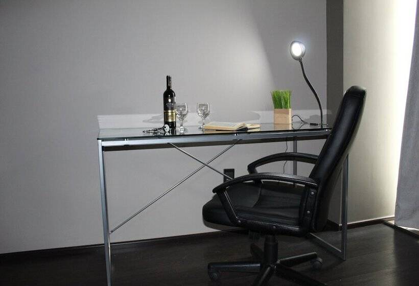 Elite 47 Hotel & Suites