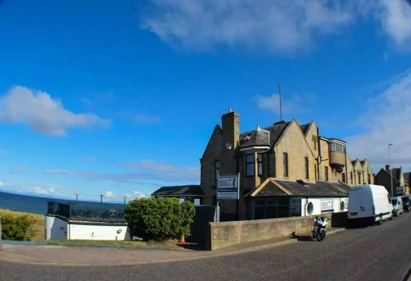 Golf View Hotel & Macintosh Restaurant