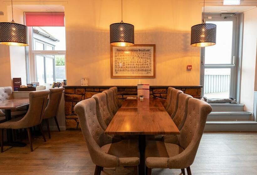 Golf View Hotel & Macintosh Restaurant