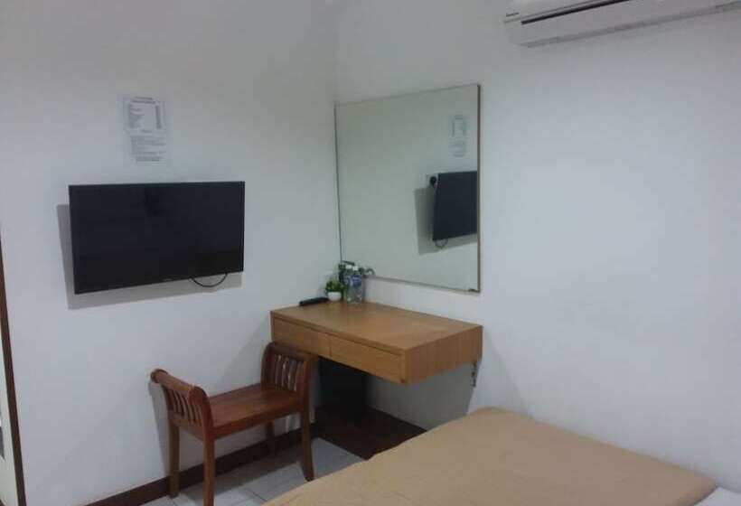 Hôtel Api Api Guest House