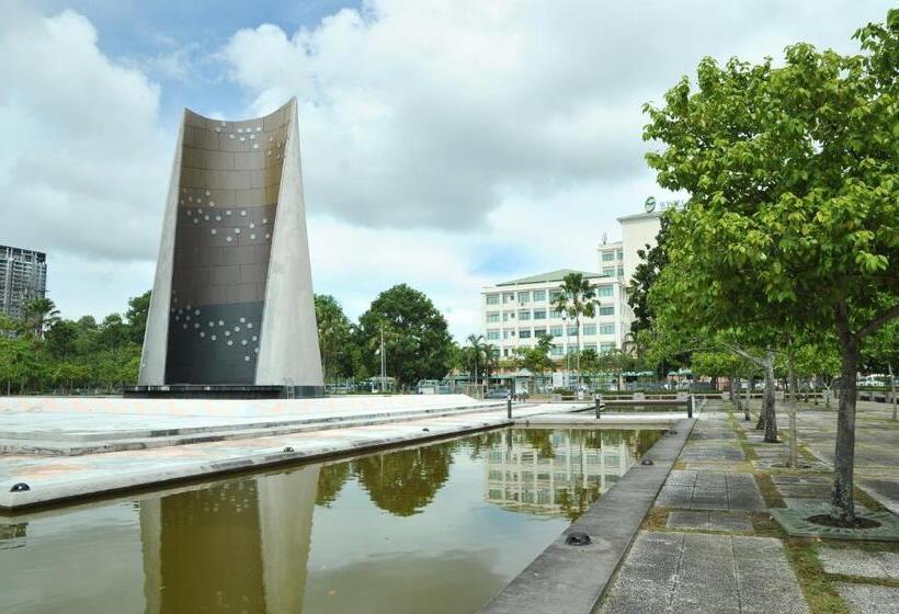 Hôtel Api Api Guest House