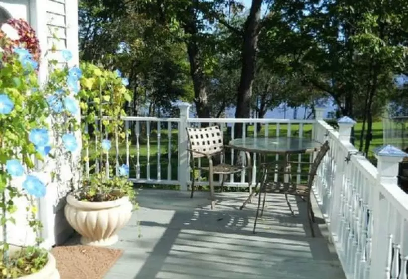 Hotelli Calais Crossing B&b