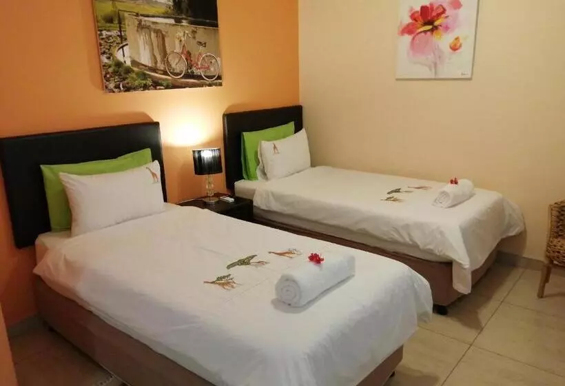 هتل Capbon Guesthouse