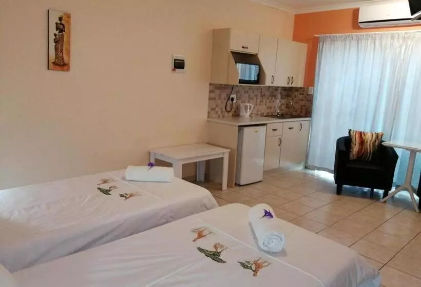 هتل Capbon Guesthouse