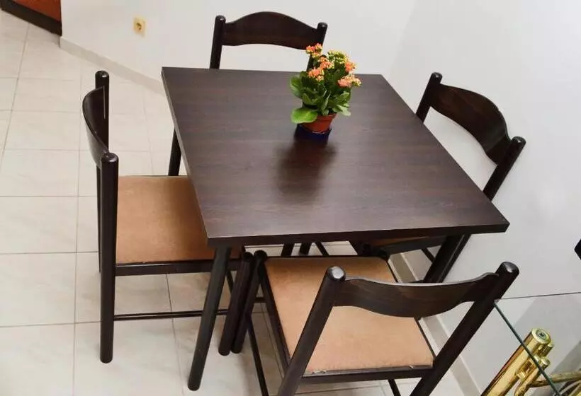 هتل Guest House Lukac