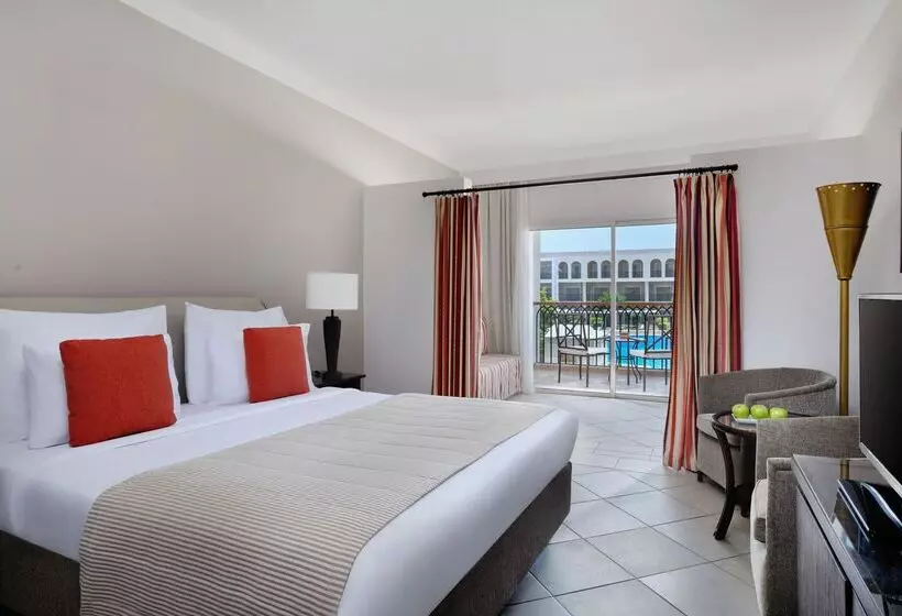هتل Jaz Mirabel Resort