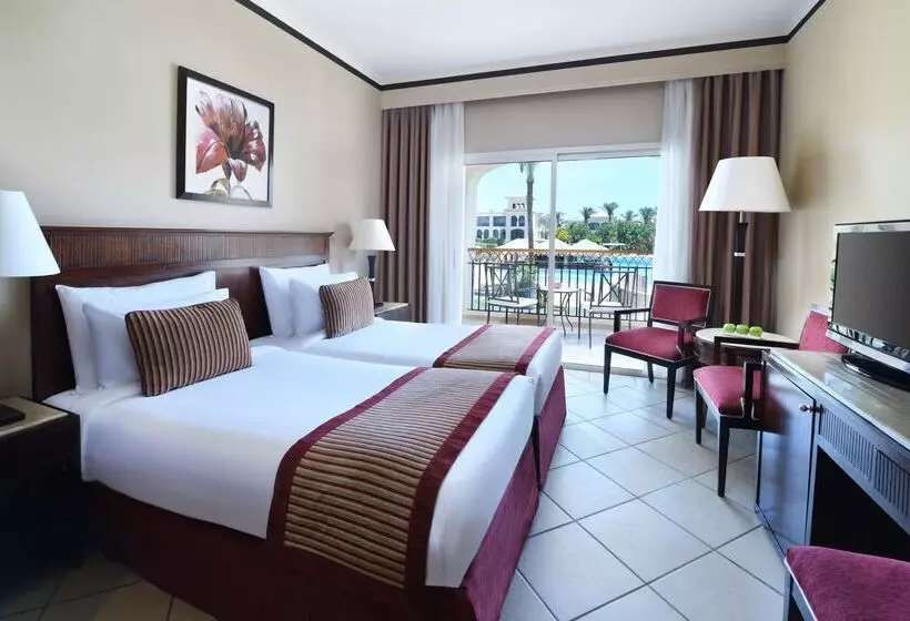 هتل Jaz Mirabel Resort