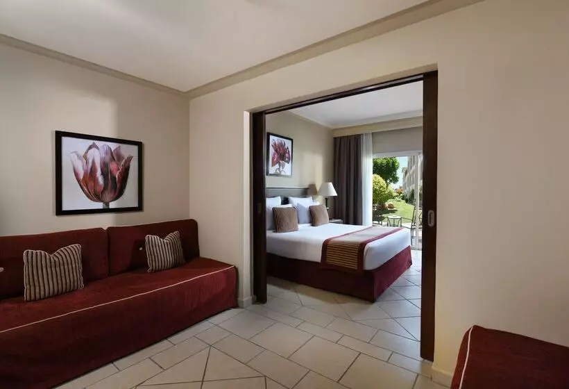هتل Jaz Mirabel Resort