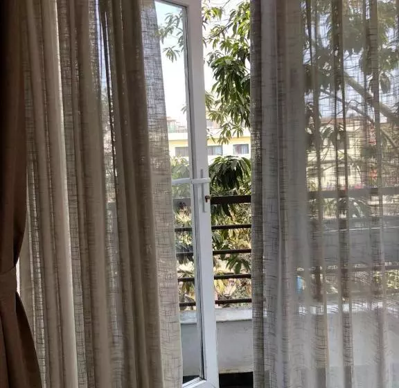 هتل Kathmandu Suite Home
