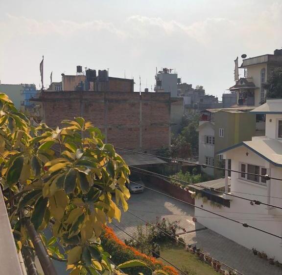 هتل Kathmandu Suite Home