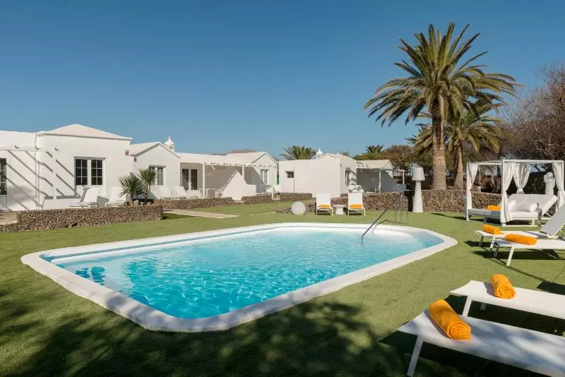 Villas Lanzasuites - Adults Only