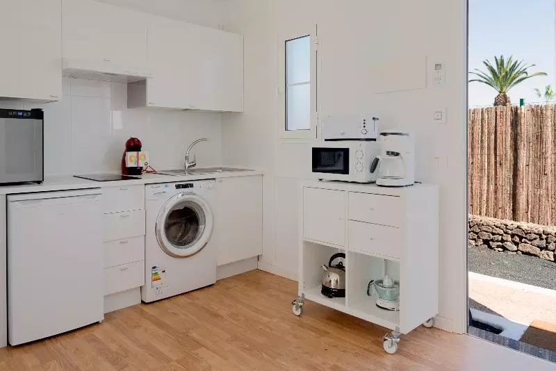 Villas Lanzasuites - Adults Only