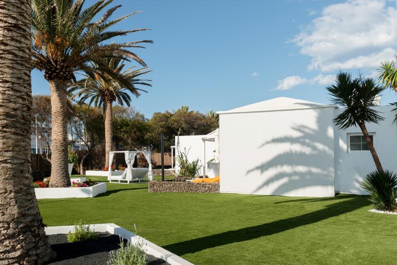 Villas Lanzasuites - Adults Only