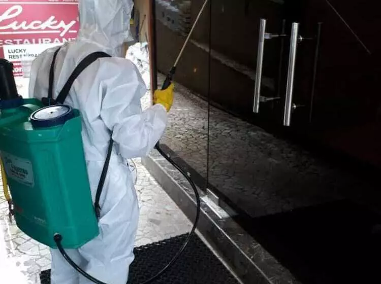 Lucky Hotel Goregaon