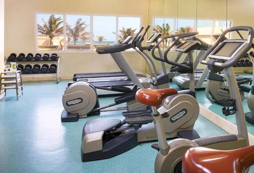 هتل Masira Island Resort