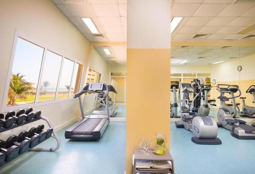 هتل Masira Island Resort