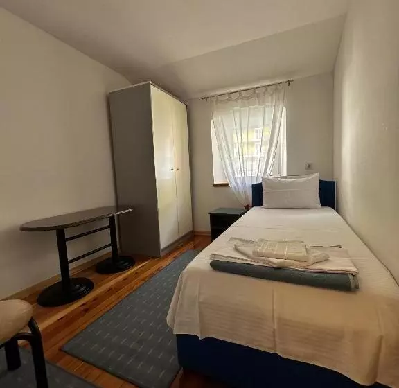 هتل Muo 33 Apartments