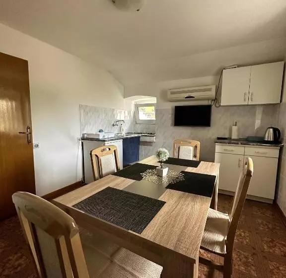 هتل Muo 33 Apartments
