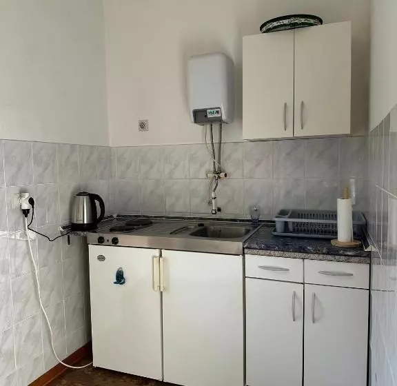 هتل Muo 33 Apartments