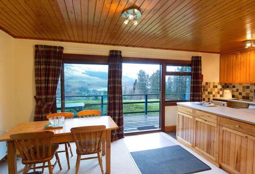 בית מלון כפרי The Eagle