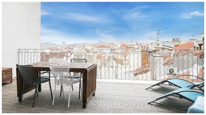 هتل Urban Loft & Spa Marseille