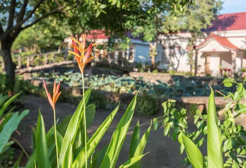 Hotelli Xuanmai Garden Resort