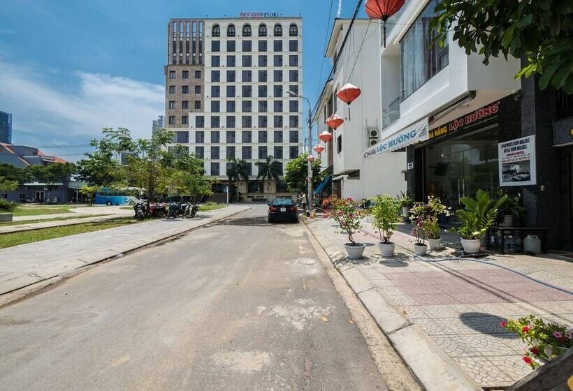 Hanoi Blue Hotel The Water Front