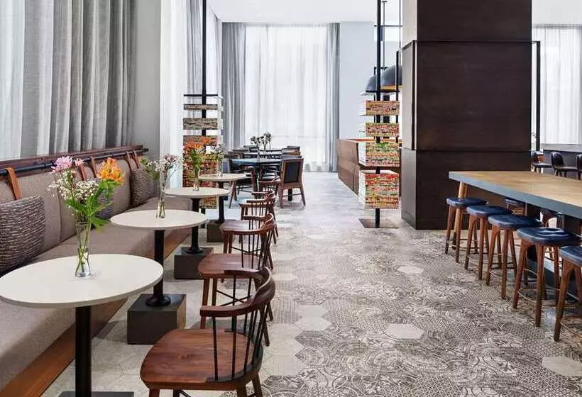 هتل Canopy By Hilton Atlanta Midtown