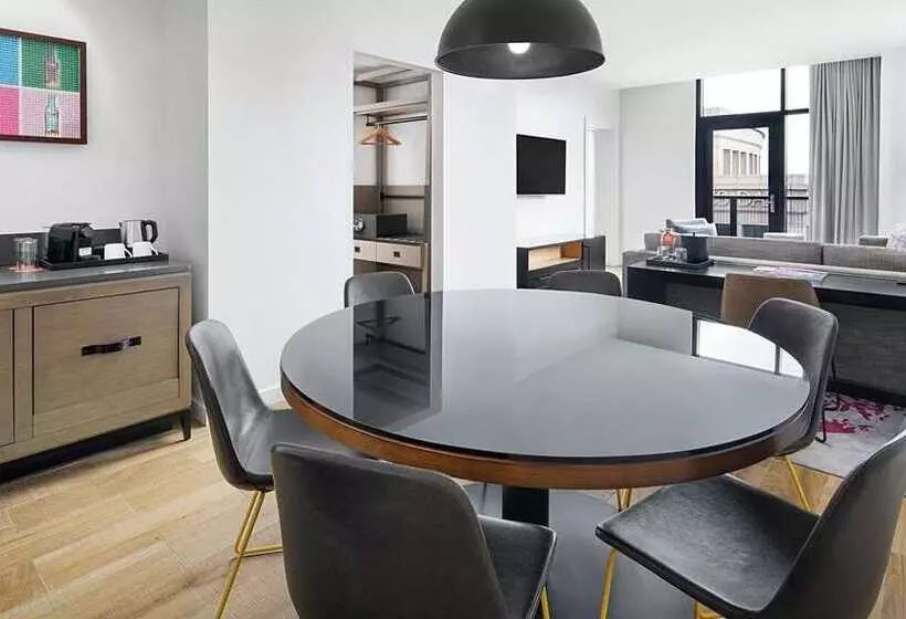 هتل Canopy By Hilton Atlanta Midtown