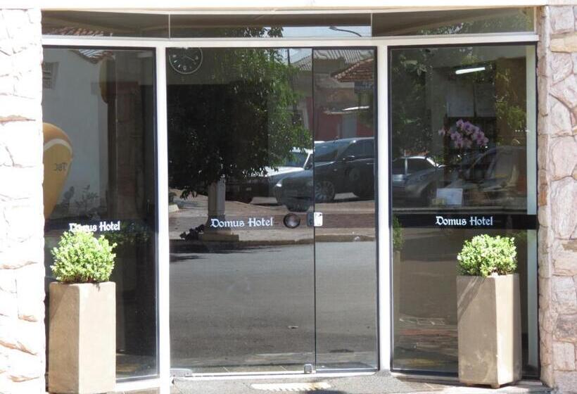 Отель Domus
