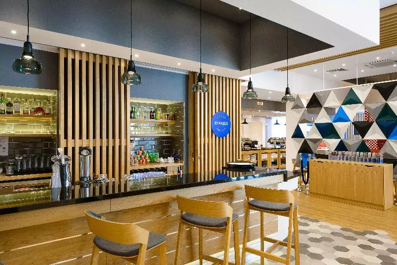 ホテル Holiday Inn Express Moscow  Khovrino