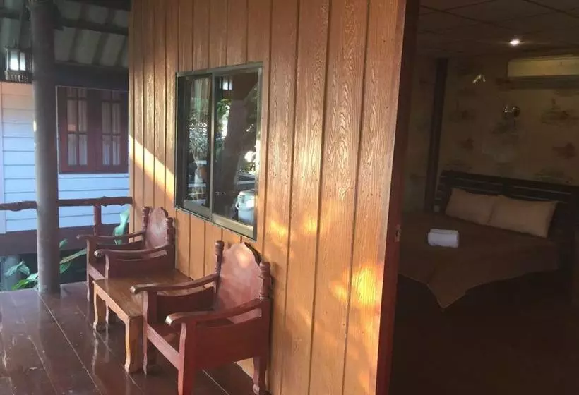 ホテル Kruamaeurai Homestay