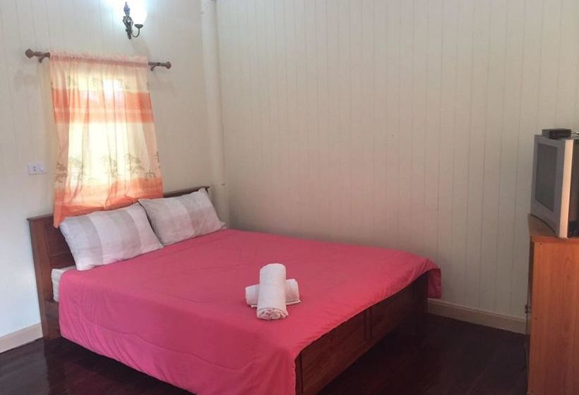 ホテル Kruamaeurai Homestay