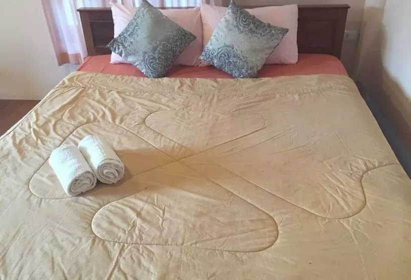 ホテル Kruamaeurai Homestay