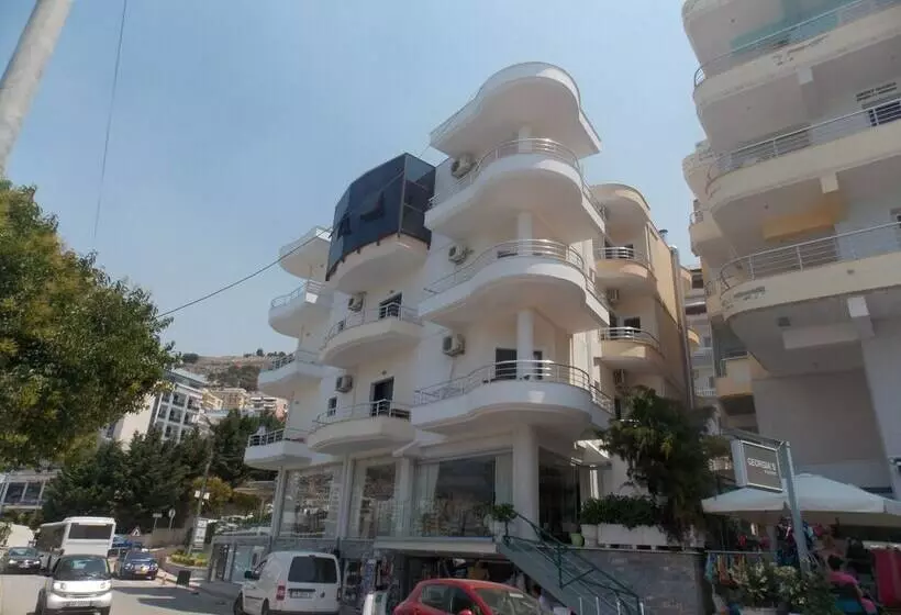 Hôtel Strora