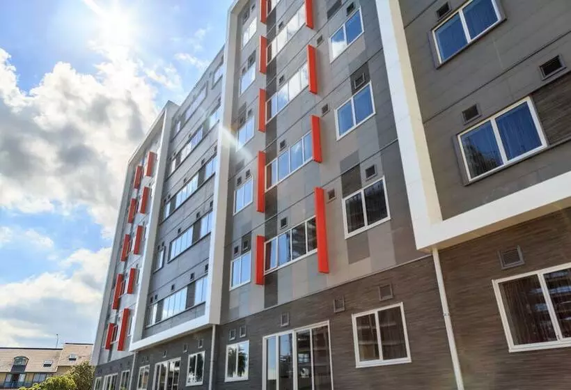 هتل The Sebel Auckland Manukau