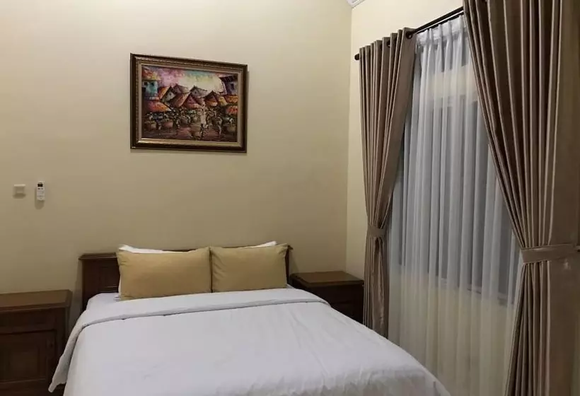 Villa Sofia Kota Bunga