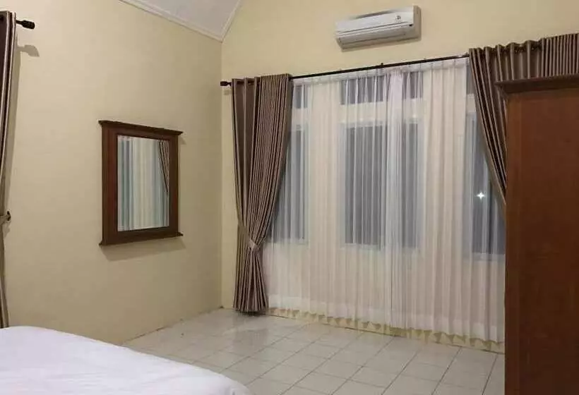 Villa Sofia Kota Bunga