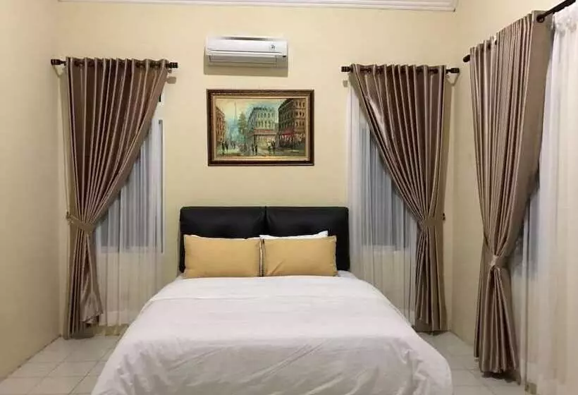 Villa Sofia Kota Bunga