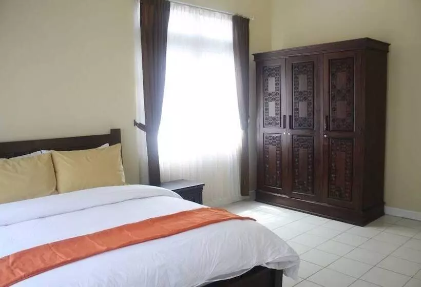 Villa Sofia Kota Bunga