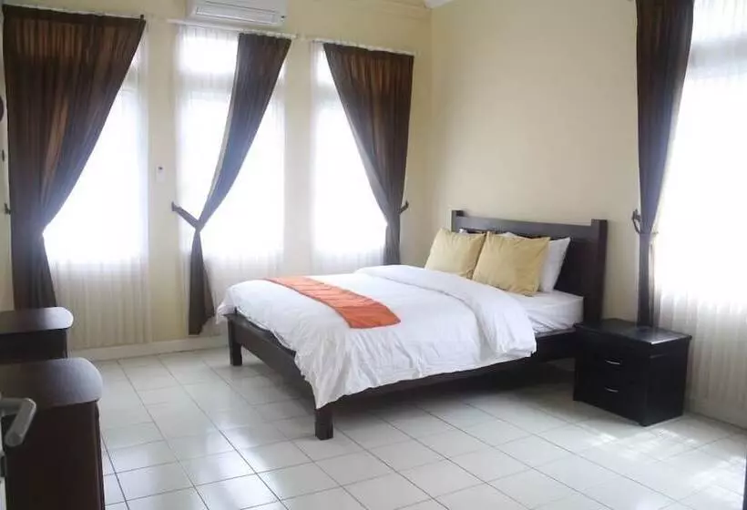 Villa Sofia Kota Bunga