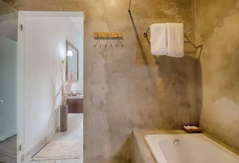 ベッドアンドブレックファースト Da Kayu Bali Homestay