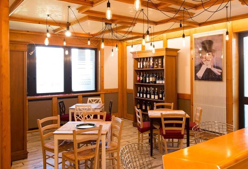 مبيت وإفطار Villa Boninsegna