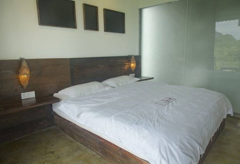 פונדק Mountain Stream