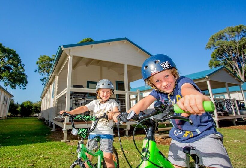فندق Big4 Tasman Holiday Parks Racecourse Beach