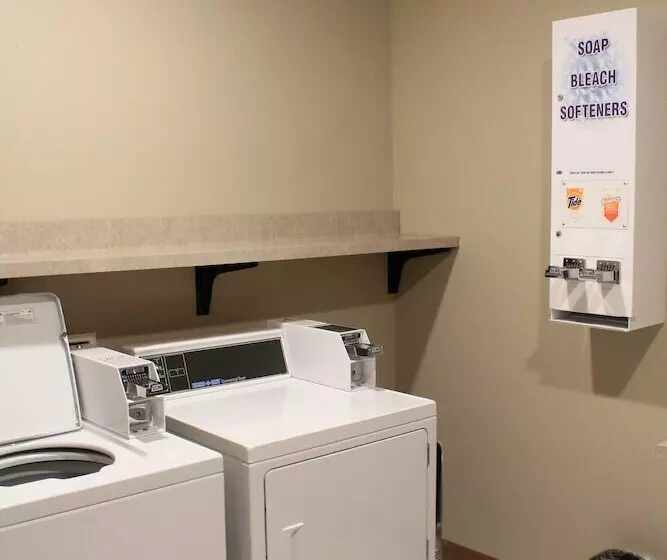 ホテル Brookstone Lodge & Suites  Emmetsburg