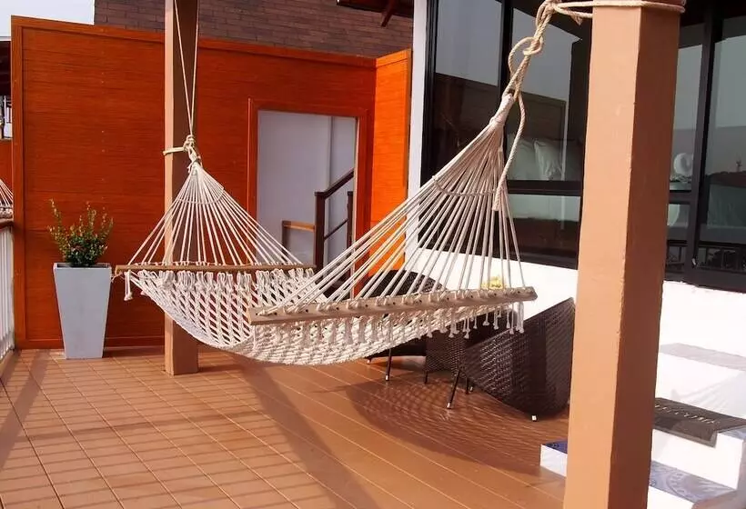 ホテル Chareena Hill Beach Resort