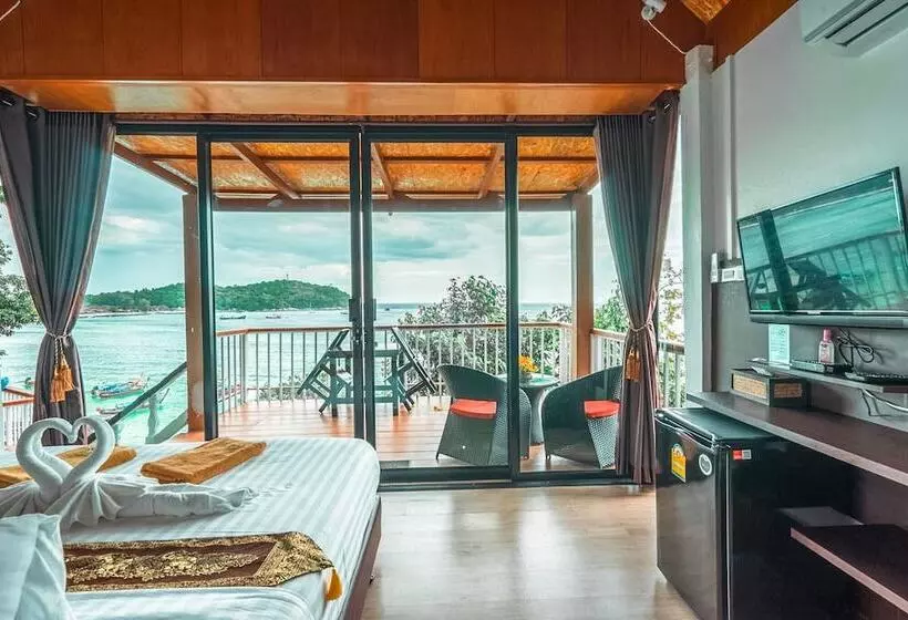 ホテル Chareena Hill Beach Resort