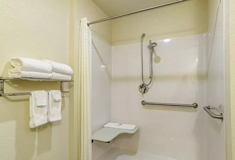 Hotelli Cobblestone Inn & Suites   Vinton