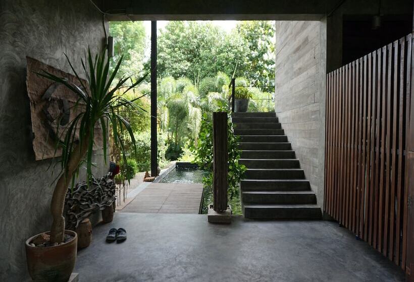 בית מלון כפרי Mae Nai Gardens